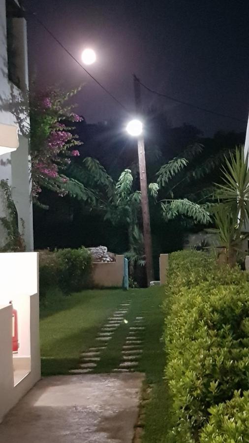 Apartament Mare Front Haraki